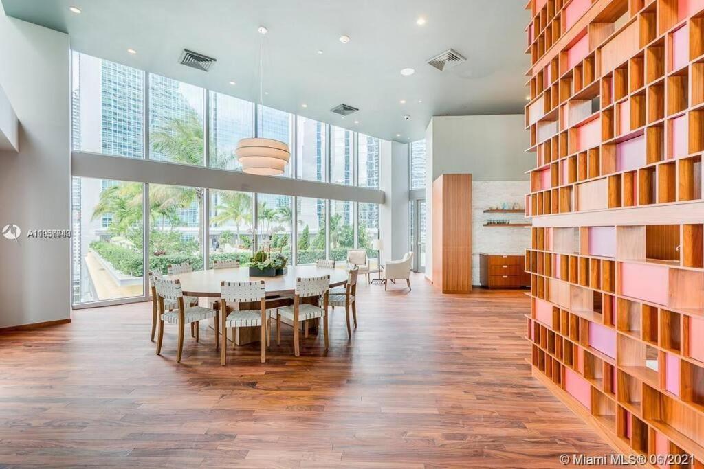 Lovely Upscale Condo Gorgeous View 2Bd 2Bath In Brickell Miami Exterior foto